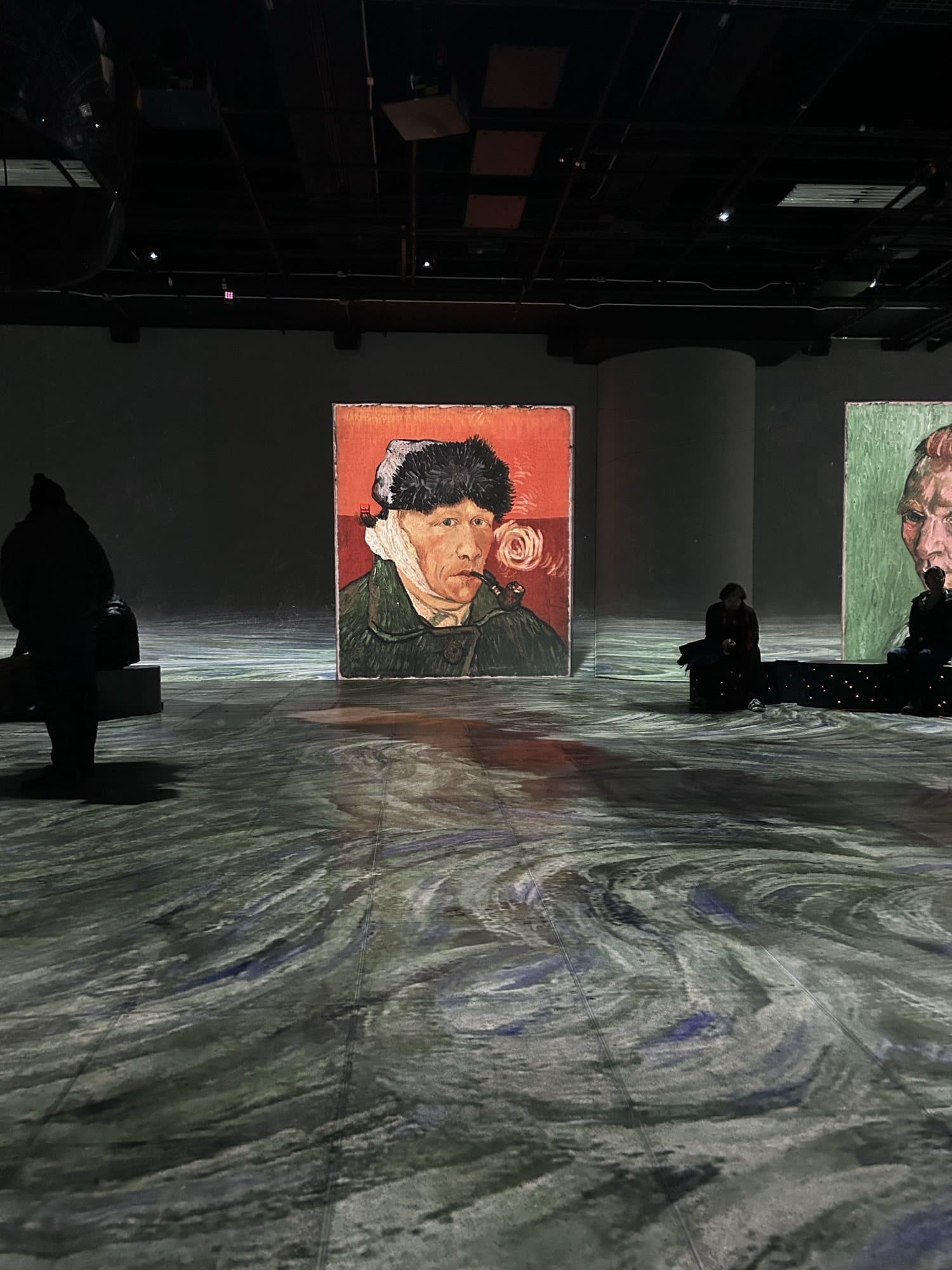Van Gogh self-portrait projected in an immersive exhibition